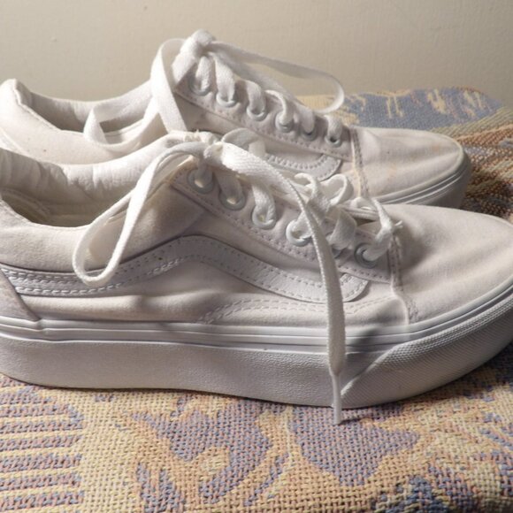 Vans Off The Wall White Sneakers Sz 6 - Picture 2 of 7